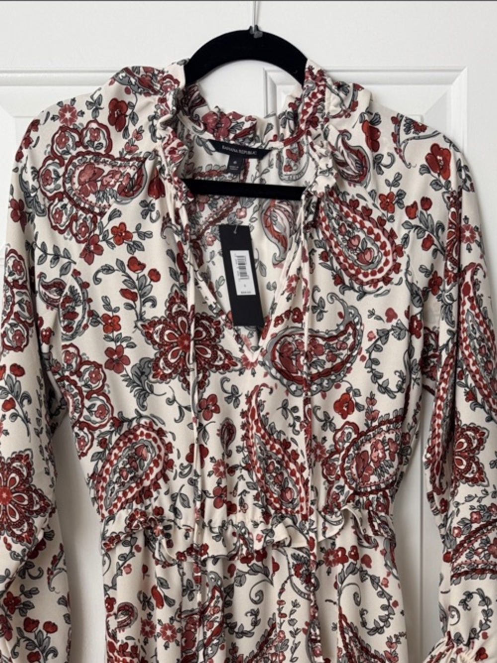 Banana Republic Cream Paisley Long Sleeve Midi Dress with Red and Black Accents